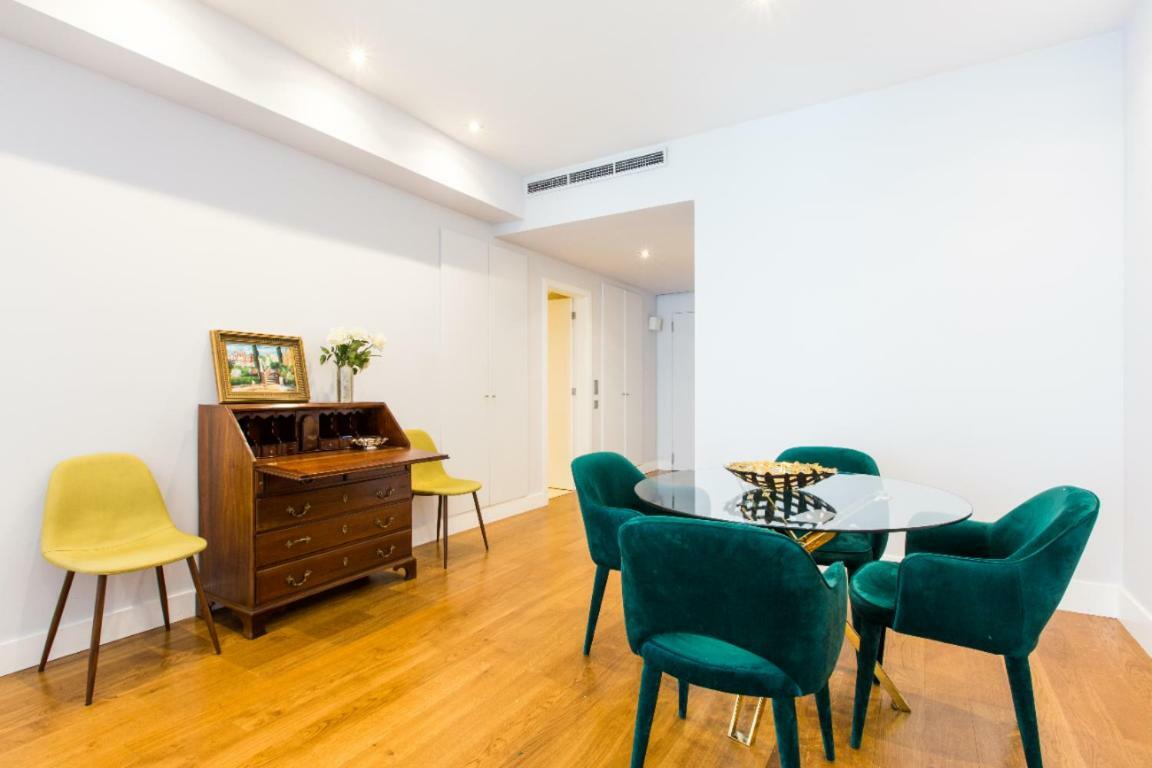 Your Home In Palacio Do Bairro Alto Lissabon Exterior foto